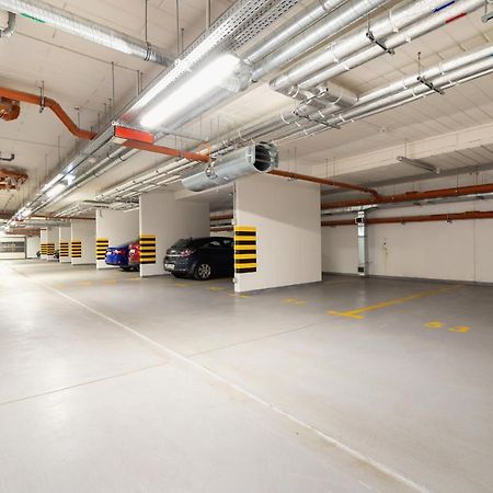 W Parku Lotnikow Apartments Tauron Arena By Noclegi Renters Krakov Exteriér fotografie